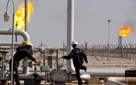 صادرات العراق النفطية تصعد بمعدل 4.6 بالمئة في يوليو