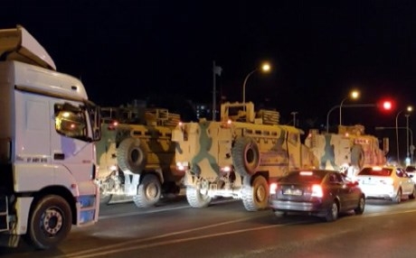 تركيا ترسل المزيد من التعزيزات العسكرية إلى الحدود مع كوردستان سوريا