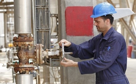 النفط العراقية: ارتفاع معدل إنتاج المصافي من البنزين وزيت الغاز