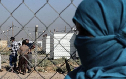 نقل 135 أسرة من ذوي 