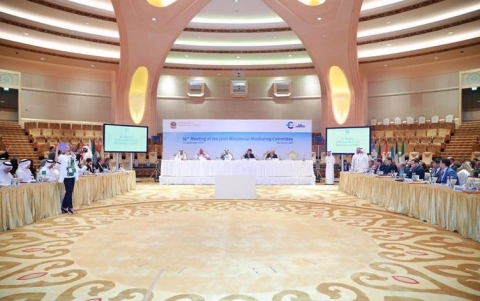 وزير النفط العراقي: ملتزمون بخفض الإنتاج لضمان استقرار وتوازن الأسواق العالمية