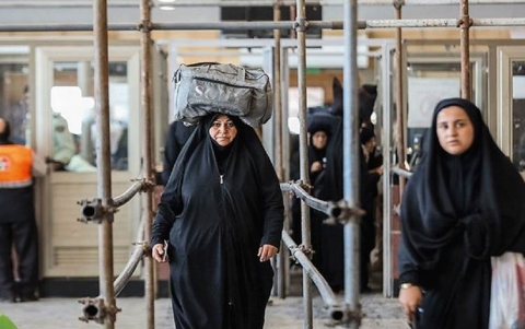 إيران تغلق منفذ مهران الحدودي مع العراق