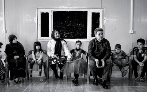 الدكتور جان.. منجد الكورديات الإزيديات من الآثار النفسية التي تسبب بها داعش