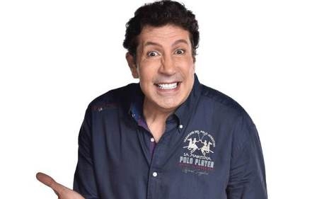 الفنان المصري هاني رمزي يبعث رسالة إلى المتظاهرين العراقيين