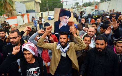 الأمن والدفاع النيابية: لا نستبعد وجود تدخل إسرائيلي وأمريكي باستهداف منزل الصدر