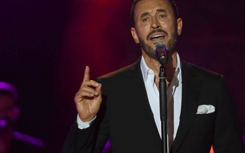 هل دعا كاظم الساهر إلى إعادة دوام المدارس؟