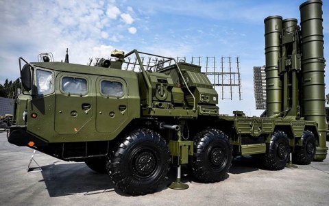 الولايات المتحدة تلوح بفرض عقوبات ضد العراق في حال شرائه 