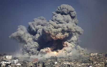 الطيران الإسرائيلي يشن سلسلة غارات على جنوبي قطاع غزة