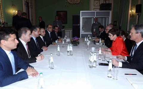 وزيرة الدفاع الألمانية: سنواصل العمل ببرنامج تدريب قوات البيشمركة