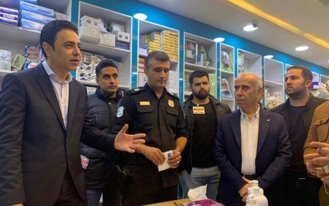 إغلاق 12 مذخراً في أربيل لرفعها أسعار الكمامات والمستلزمات الطبية