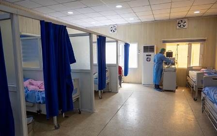 مريض بالسرطان يشفى من فيروس كورونا في أربيل