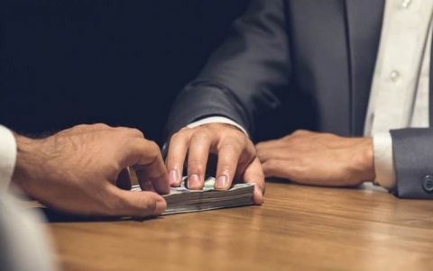 المالية النيابية: تزوير 174 ألف عقار تابع للدولة و90% من إيرادات الكمارك تذهب للفاسدين