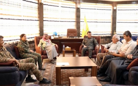 قائد قسد: نتطلع لحل كافة القضايا وإزالة العقبات أمام الوحدة الكوردية