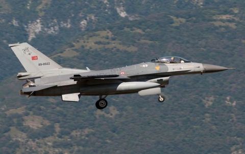 الطيران التركي يقصف قرى في سيدكان