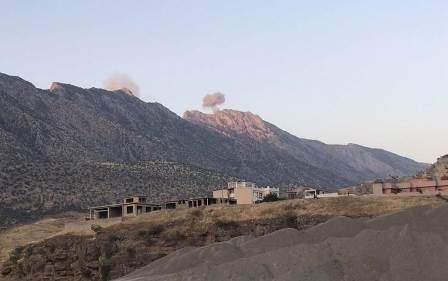 دهوك.. الطيران التركي يقصف جبلاً في قضاء العمادية