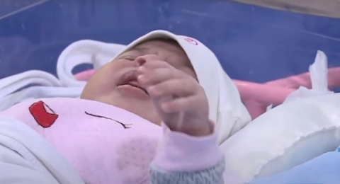 دهوك: طفلة عمرها أيام تصاب بـ «كورونا»