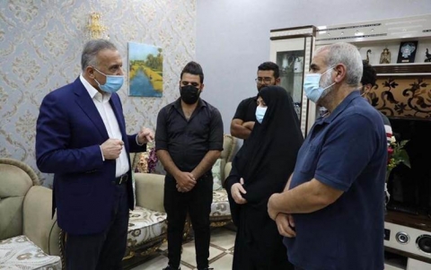 الكاظمي لعائلة ريهام يعقوب: أقسم بدم الشهيدة أن المجرمين لن يفلتوا من العقاب