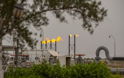 وزير النفط العراقي: سعر البرميل في موازنة 2021 يقدر بـ42 دولاراً