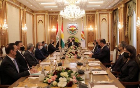 الديمقراطي والاتحاد الوطني يؤكدان دعمهما الحكومة العراقية لإنجاح الانتخابات المبكرة