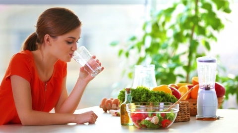 افضل الاطعمة لتبريد الجسم خلال فصل الصيف