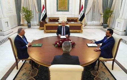 الرئاسات تؤكد أهمية التوصل لحلول بين بغداد وأربيل بشأن المسائل المالية العالقة