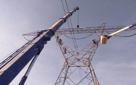 تأهيل 5 أبراج كهربائية استُهدفت بعبوات ناسفة في الموصل