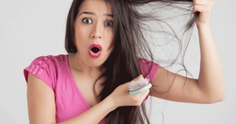 أسباب خفية لتساقط شعر المراهقات!