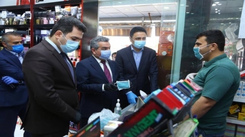 حملة لتوزيع آلاف الكمامات الطبية في العاصمة اربيل