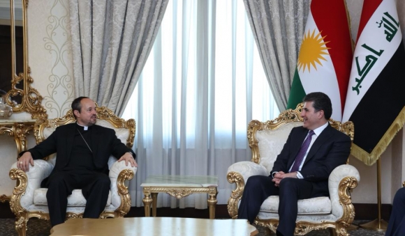 نيجيرفان بارزاني يتسلم رسالة من بابا الفاتيكان