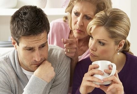 الحماة والصهر: أبعد من الخلاف في الرأي