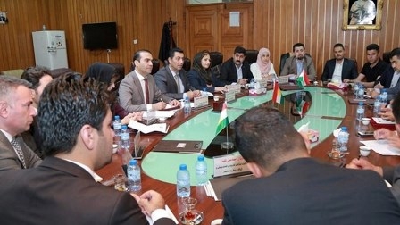 الإستفتاء و حق تقرير المصير