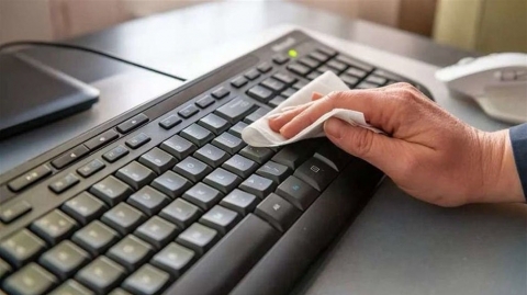 إحذروا لوحة مفاتيح الكمبيوتر... تشكل خطورة على الصحة!