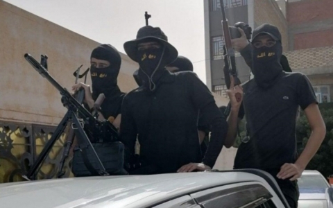 خبير أمني : القوات الأمنية أغلقت المنطقة الخضراء لمنع دخول رتل 