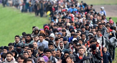 ألمانيا تحذر من موجة لجوء أكبر من 2015