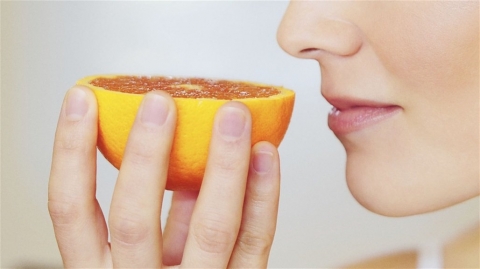 لكبح الشهية اليكم هذه الروائح العطرية