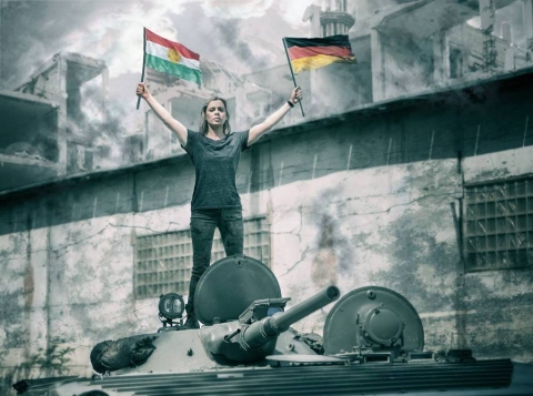 المستشارة الالمانية تعلن دعمها للفنانة ئالين و اعمالها الفنية