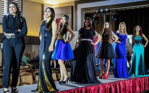 مشاهدة الرجال للتلفزيون تجعلهم يفضلون النحيفات