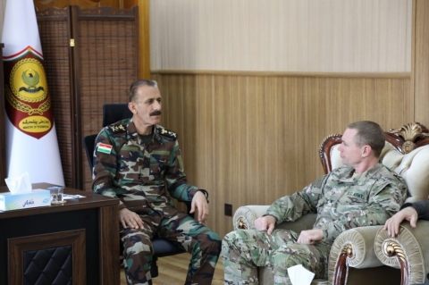 رئيس اركان البيشمركة ومسؤول مكتب التحالف الدولي يبحثان التنسيق والتعاون الثنائي