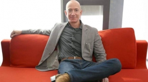 ثروة أغنى رجل في العالم تزيد 13 مليار دولار في 15 دقيقة