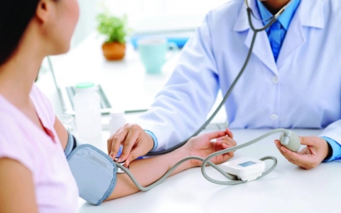 مشاكل العقلية يسببها الإدمان على الهاتف