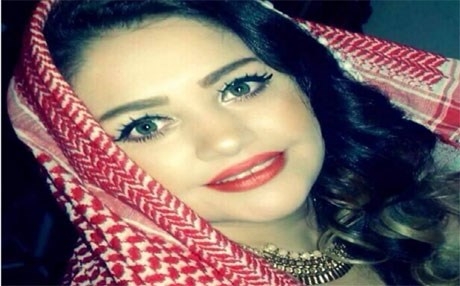 المطربة هولير تغني لقوات البيشمركة