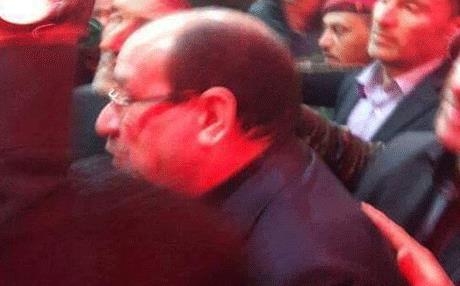 نوري المالكي يطرد من كربلاء ملطخا بالدماء 