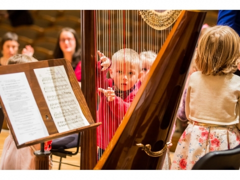 فوائد كثيرة لتعليم الموسيقى للأطفال