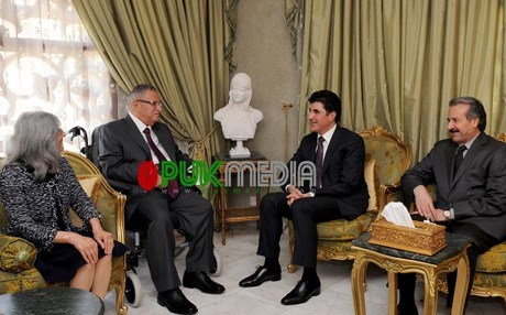 نيجيرفان البارزاني يزور الطالباني في السليمانية