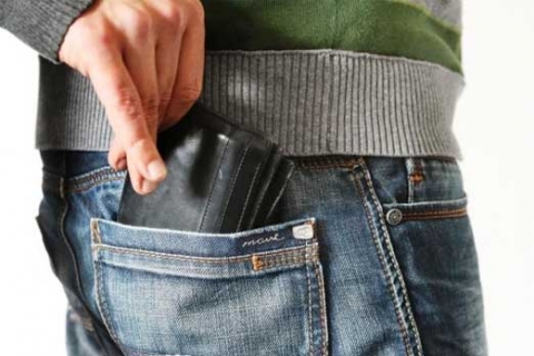 كيف تعلّم أطفالك قيمة وأهمية المال؟