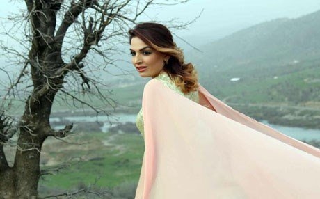 فنانة كوردية تهاجر إلى المانيا بحثا عن الشهرة