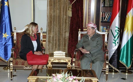 البارزاني وسفيرة الاتحاد الاوروبي يؤكدان أهمية قيام بغداد بمساعدة النازحين