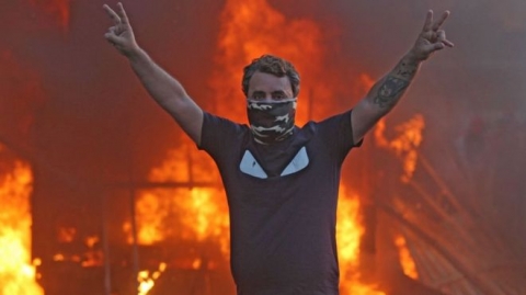 الصدر يدعو الحكومة للاستقالة والتحضير لانتخابات مبكرة بإشراف أممي