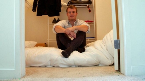 قصة نجاح : من النوم في 