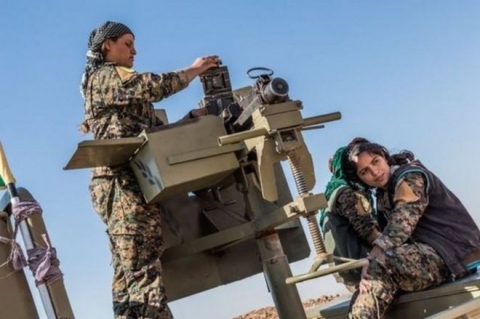 الحرب في سوريا: تركيا تندد باتفاق نفطي بين الكورد والولايات المتحدة